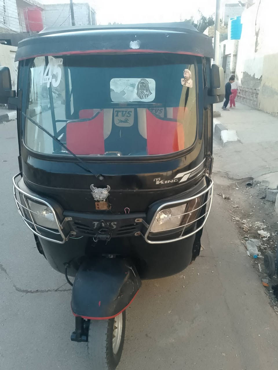 تكتك واحد وعشرين كفاله من ظربه وزلغ مرقم محرك مفتوح ***********
