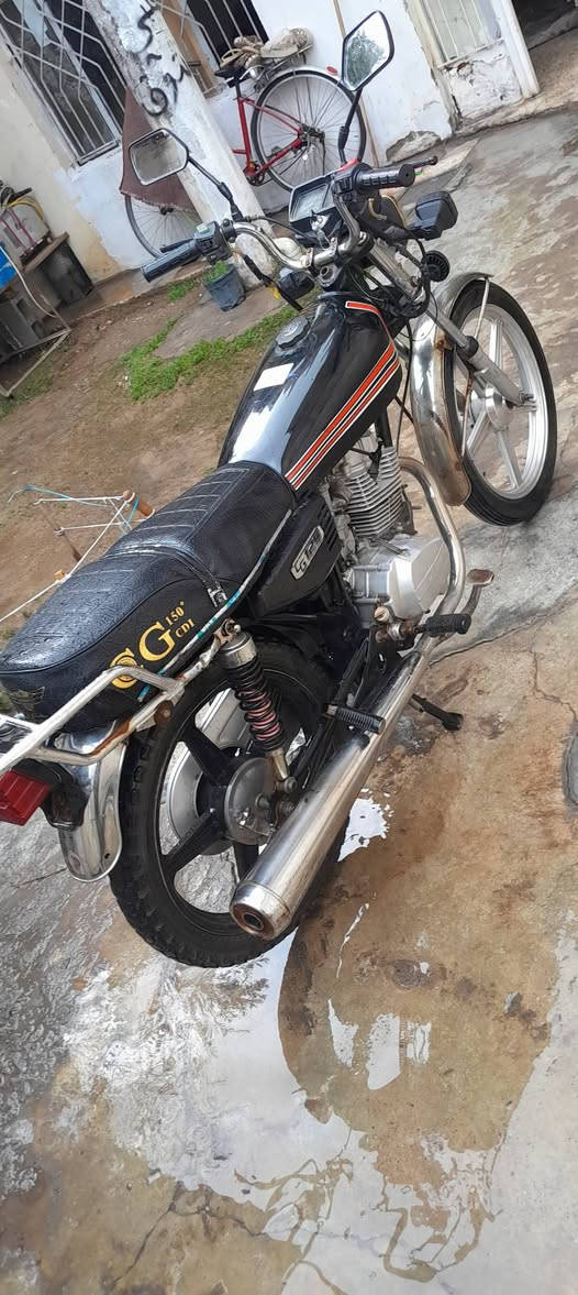 سافين 5كير سلف شغال سعر ٢٧٠ ألف
بي مجال  اربيل حي العداله ***********  أوراق موجود
