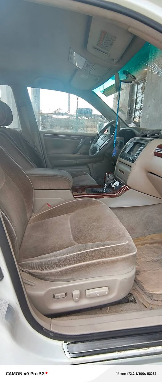 كروان ادوات  جنون للبيع مكينه ديفور الصغير 
تبريد شغال ثلج وتدفئه شغال
سياره كصتين جنطه وقماره 
دكمتين برده كهربائيه 
مانع انزلاق 
مكان السياره بصره قضاء المدينه 
السعر 36 ورقه  الرقم الاستفسار ***********
