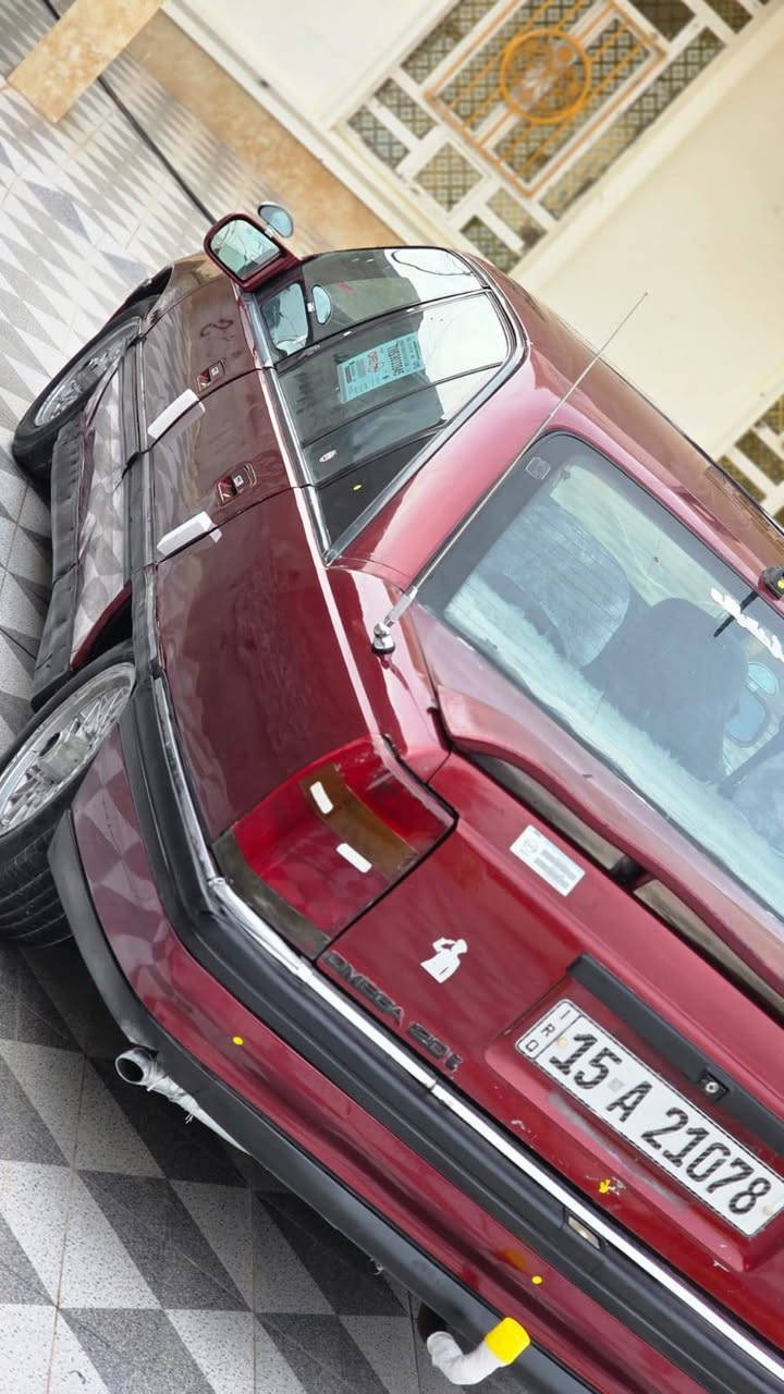 يالله اوبل اوميكا للبيع موديل 92 محرك الفين بلادي كير عادي صدر امامي خلفي تخم تاير سياره احله من الصور جاهزه مال جناي  غرفتهه حيل حلوه كهربائيات كله شغاله سنويه لل 2030 تحويل مباشر  مكان السياره الرمادي جزيره البوعبيد للستفسار ***********
#السعر35 بيه مجال بصيط
