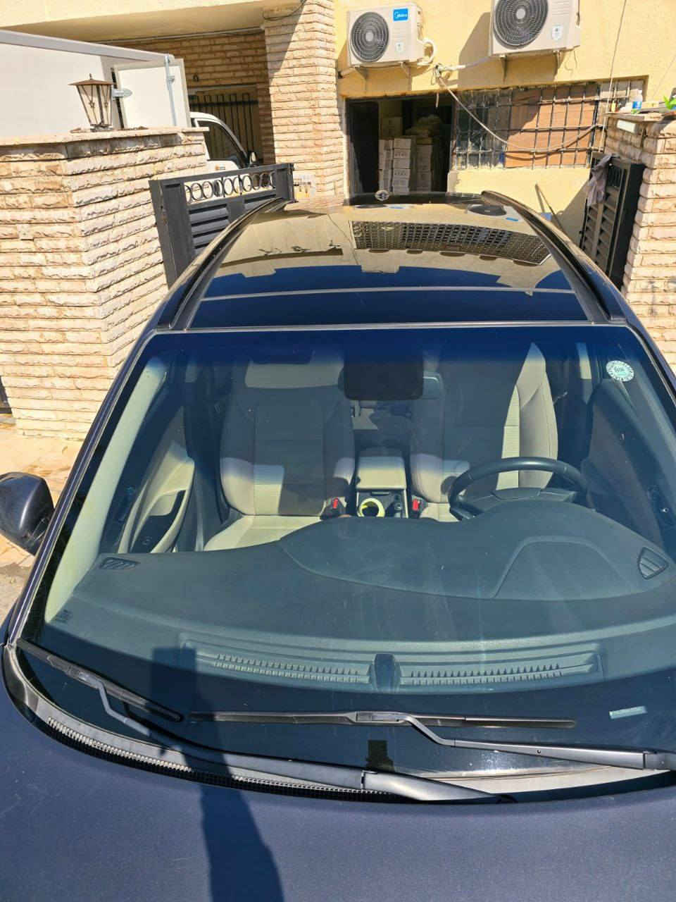 سلام عليكم توسان 2017 خليجي للبيع
توسان خليجي 2017 فول للبيع 
بانوراما وبصمة وكراسي كهرباء وكامرة وحساسات 
السعر 157$ 
للتواصل : ***********
