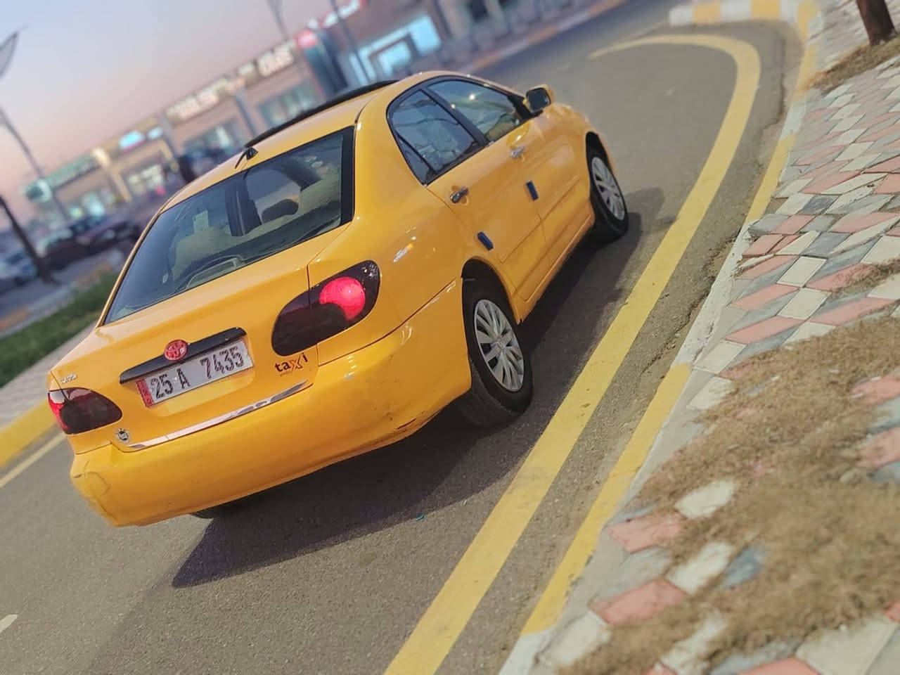 السلام عليكم تويوتا نحله موديل 2007  وارد كندي رقم كركوك انكليزي سنويه لغايه 2028 شرط التحويل محرك حجم 18 الكير بي نتله عل باك هئيه نقابه مصفره دفتر بانزين موجود منضومه غاز 60لتر كارت غاز جام كهربائي تنته شغاله شاشه تاب دوار سستم صوت شغال قفل مركزي تدفئه شغاله تبريد نقص غاز صدر نضيف تايرات الخلفي نضيف الامامي نص عمر ضرر فقط جامرلغ السائق مبدل بلادي بدون دواخل وجامرلخ خلفي جهت السكن بي معجون بدون دواخل تكمه سقف بشرط شواصي بشرط السعر المطلوب 76 وبي مجال الاستفسار الاتصال ***********
***********
