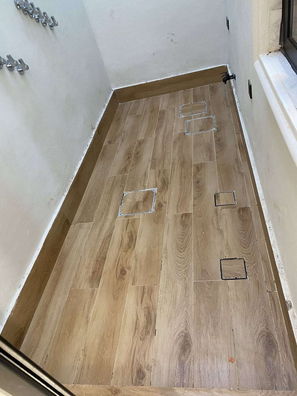 غسل وتنضيف بعد البناء 
***********
