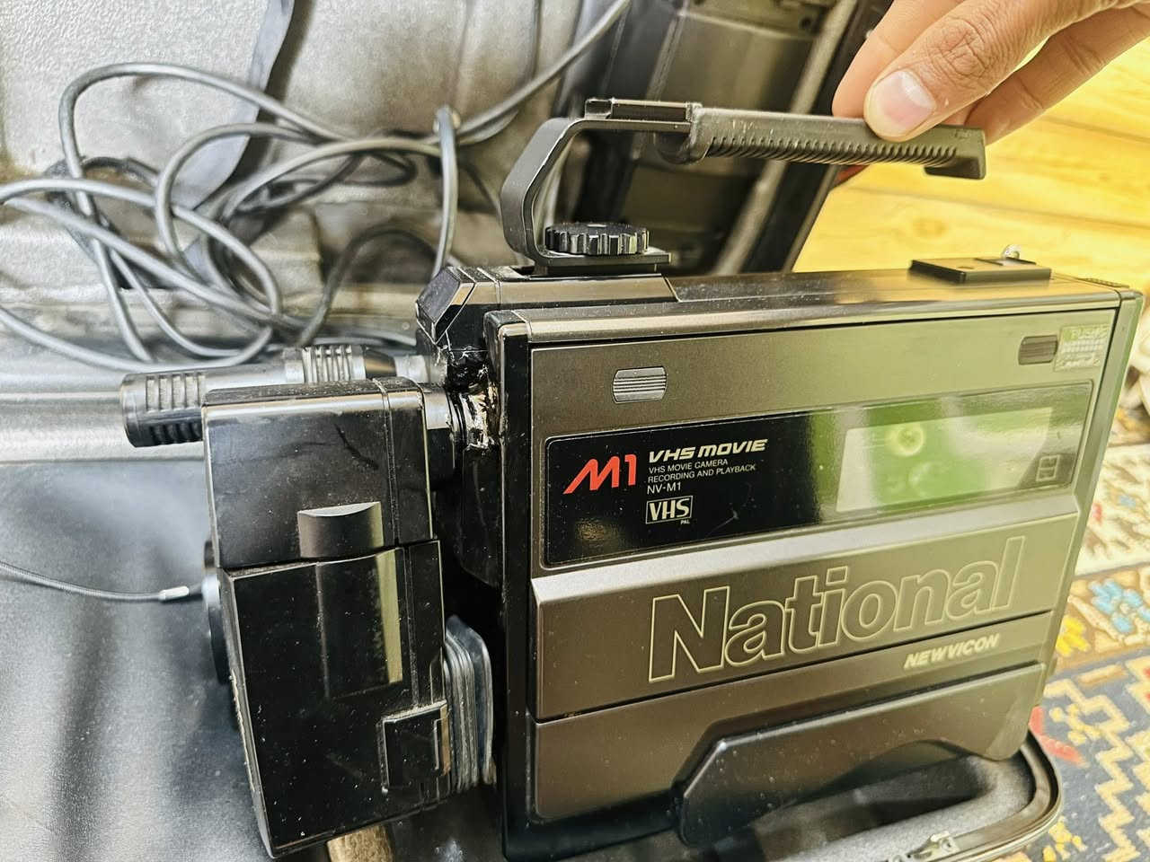 كاميرا مع جنطة مع شاحنة(فقط بطارية ماوياها الكاميرا +الكاميرا مابيها مدخل رام فقط كاسيت50 الف قفل هيا والجنطة
للمعلومة(فقط الجنطة مالتها وقبضة اليد مالتها بسعر هذني ينباعن)والشاحنة كذلك


**إذا كنت صاحب هذا الإعلان وتريد حذفه لأي سبب، رجاءا أرسل رسالة إلى الدعم الفني**