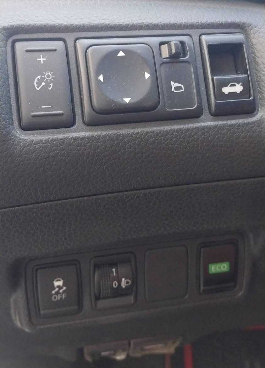 نيسان سنترا 2025 للبيع رقم اربيل بأسمي مكفولة كفالة عامة جديدة.محرك 1600 اقتصادي نظام ايكو تبريد قطعتين شاشة وكاميرا خلفية كشنات جلد 6 ايرباك اربع دسكات ويل كب  ماشية17 الف مكاني بغداد الزعفرانية السعر 129 $ الاستفسار  ***********
