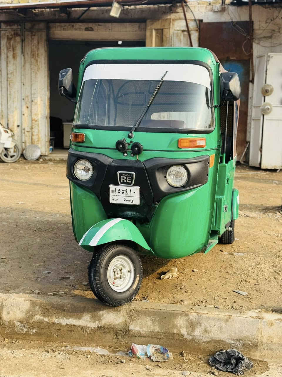 ̣̇ٱلْسَلآإمّ عَلْيّكَمُ وَرَحَمُةٌ ٱلّلـھٌ 
لببيع تكتك 22/شهر 4 رقم وسنوي باسمي  مبدل بوش وبستم شركه 
تخم تاير  الدوس معمره وبيه ضربه بل لغد والباقي كله كدامك 
السعر 7/200 وبيه مجال 
***********
