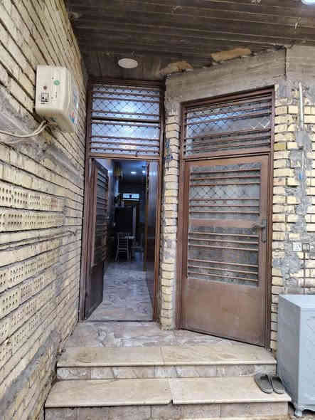 السلام عليكم مشتمل مساحه 90متر طابق ونص نقص بيتونه وستاره مطلوب قرض للمصرف العنوان نهرعوده شارع 15 مقابيل مصلى التقوى للتفاصيل اكثر ***********/. سعر 97
