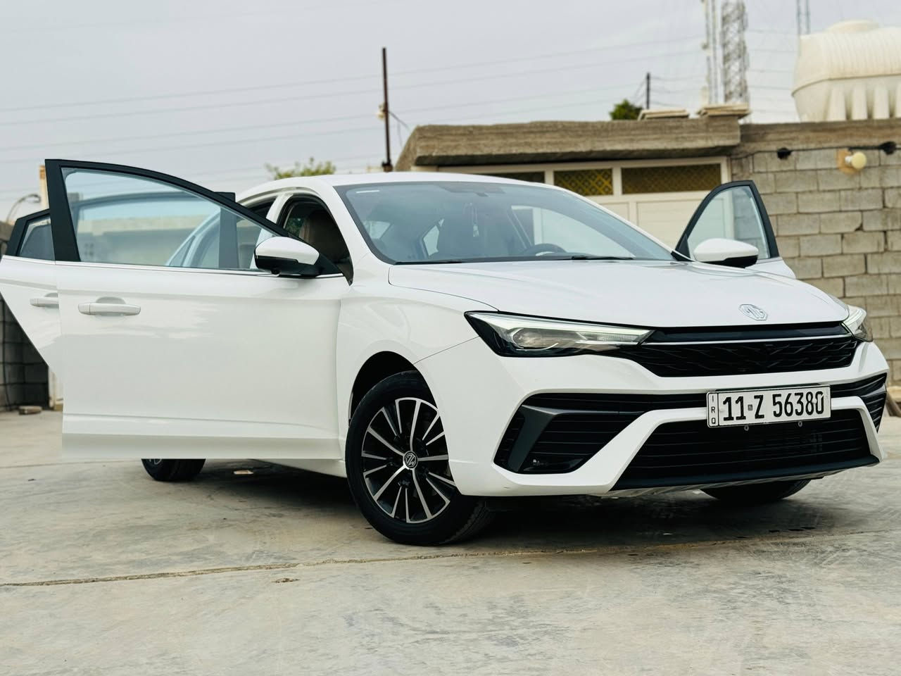 سيارة MG5 S PLUS 2025 فول (لاكجري) ماشيه21 الف السياره بعدها داخل الضمان وماشايفه بانزين غير المحسن وهيه طبيعيه بالبانزين العادي مابيها اي دوانز بس اني حاجتي احب اداريها حيل السياره بوضع الشركه عارضها للبيع #وسعرهاـ130
***********
***********
