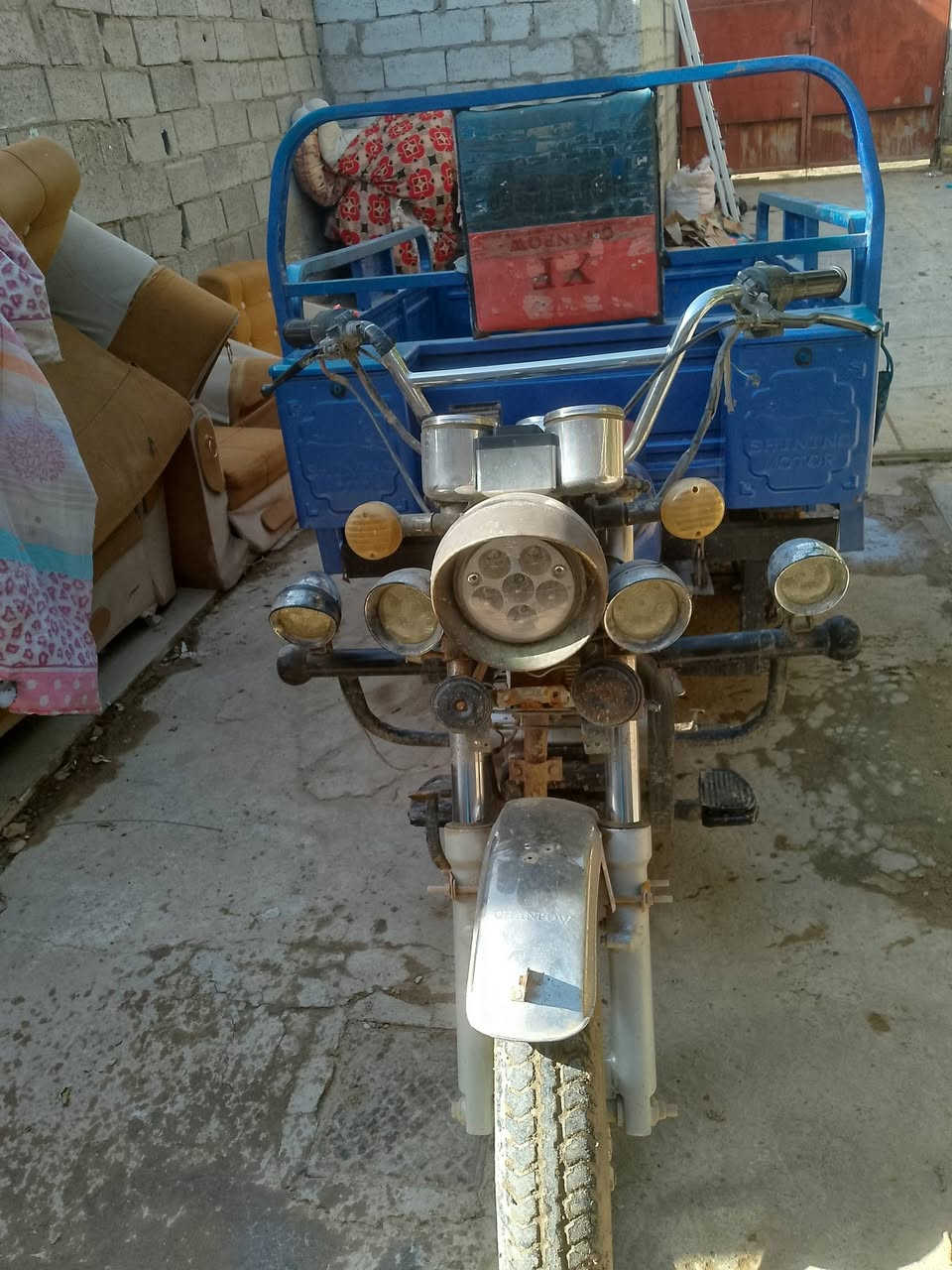 السلام عليكم شباب ستوته البيع موديل 23طالع بل 24اوراق أصولي مستعجل على بيعهة ماليون 800وبيه مجال الطيبين العنوان الديوانية الحمزة الشرقي رقم تلفون ‏‪***********‬‏تصل
