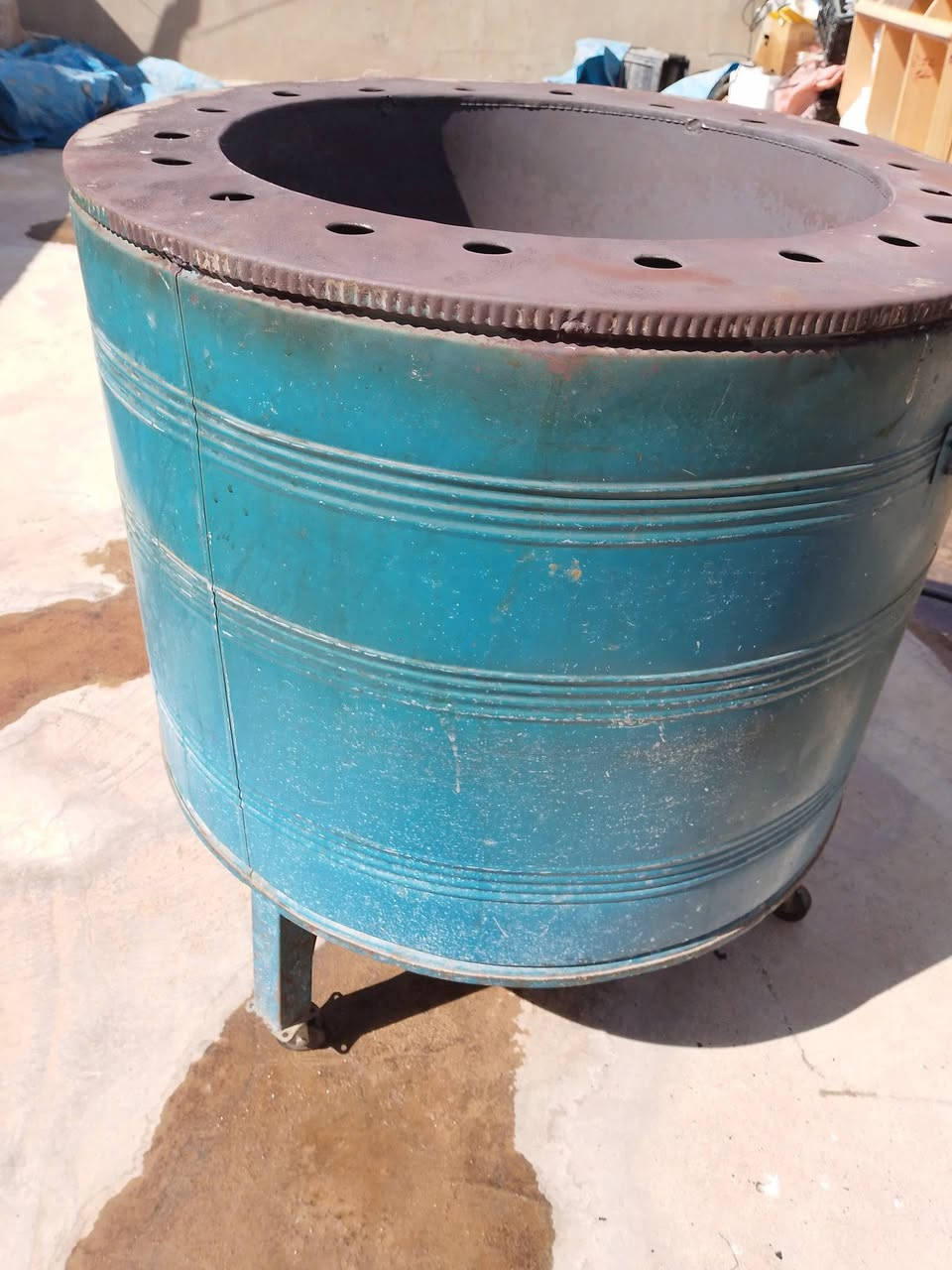 غراض منزلية +انشاىية +مواد اخرى متنوعة للبيع وباسعار مناسبة جداً المكان كركوك منطقة  قرب مدرسة ابناء العراق الواحد او صيدلية الواحة للاستفسار الاتصال على الرقم ***********
