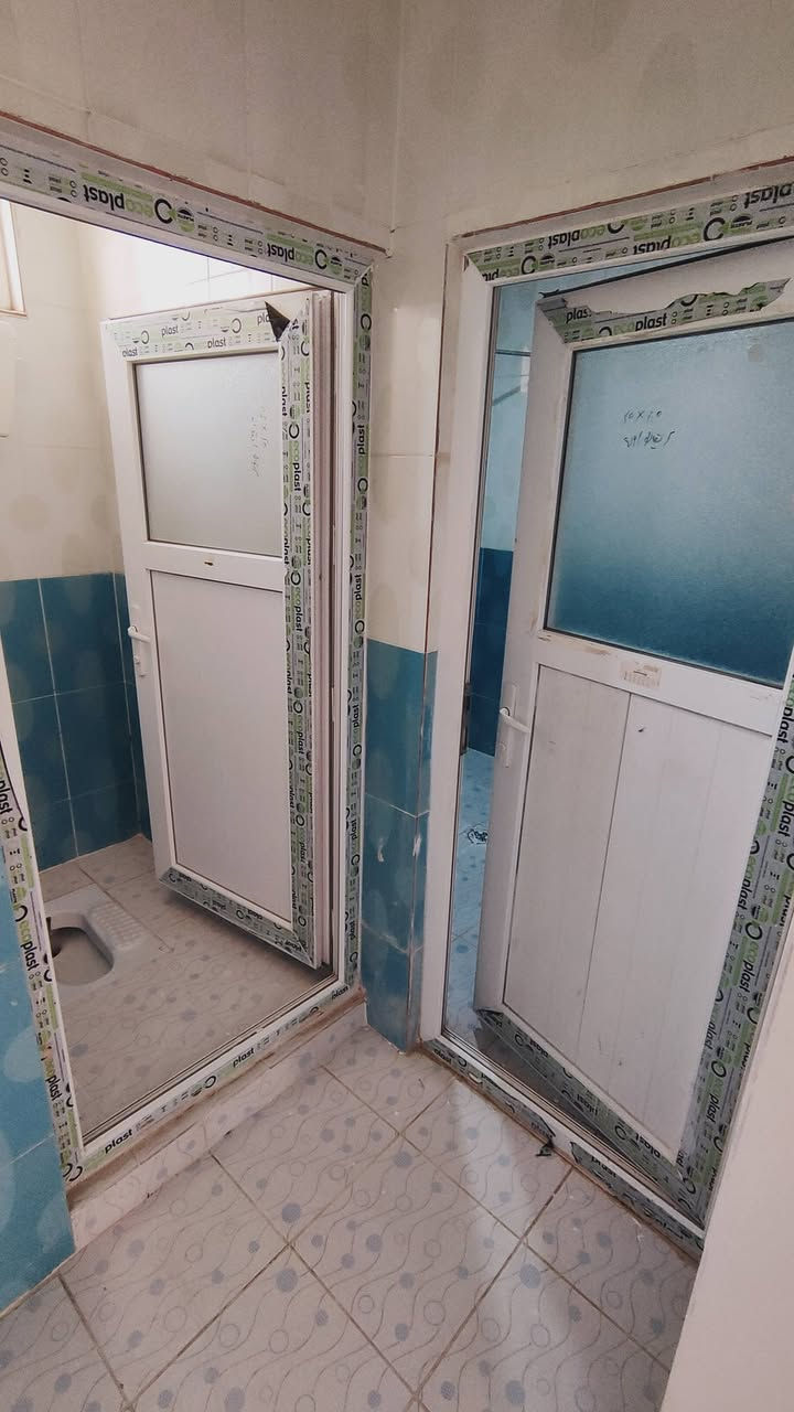 شقة في شاهان ستي
قرب ال١٥٠

طابق خامس عمارة g2

المساحة ١٢٨م تحتوي على غرف نوم ٢ صحيات ٢ صالة مطبخ بالكون ٢
سعر مناسب ❗️❕️

للاستفسار خاص او الاتصال *********** بي واتس اب
