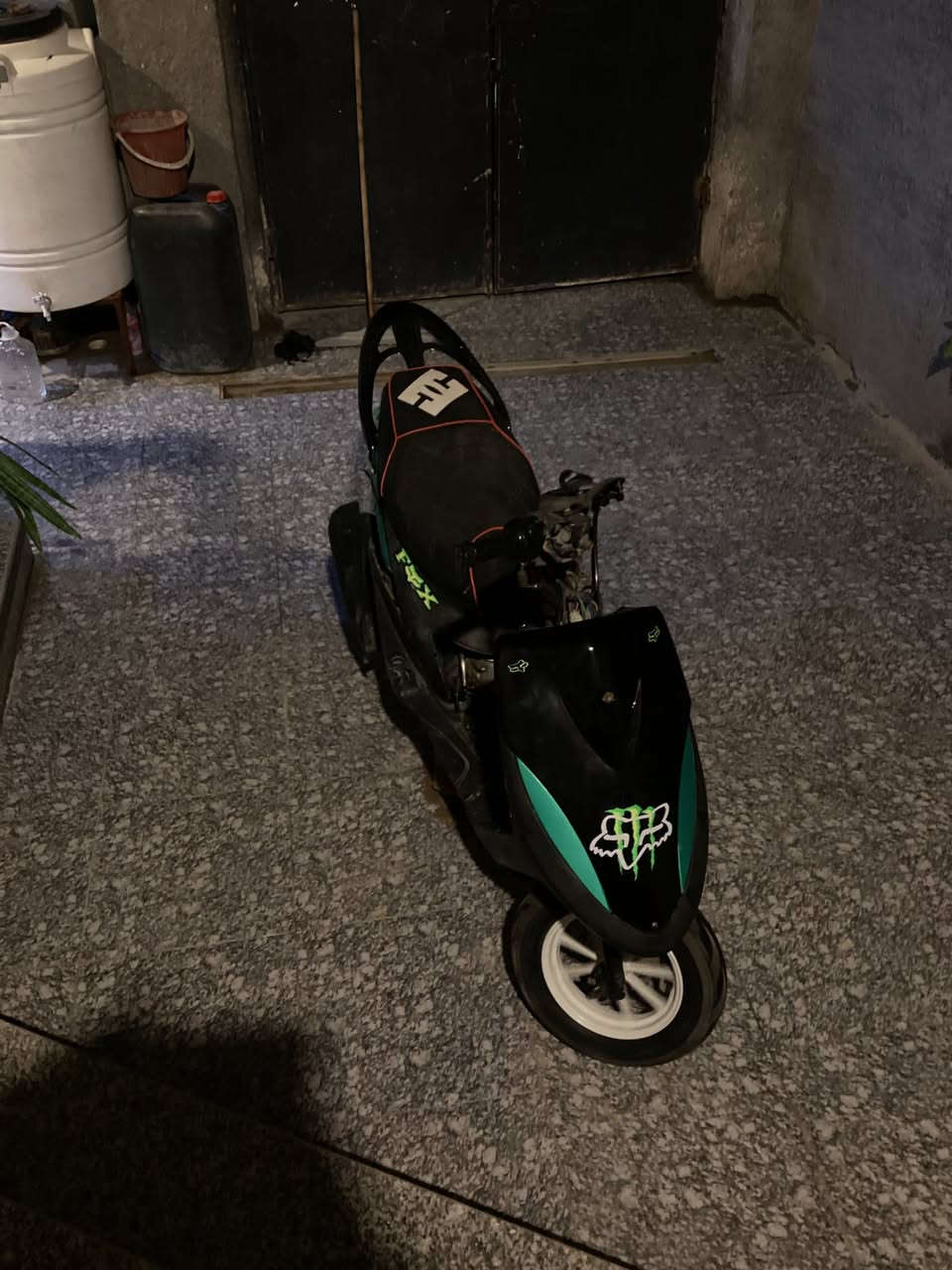 سلام عليكم ماكس عدله للبيع دراجه تشتغل سلف وهندر ب اي وقت بوشه55خير من الله شلعه معدل تاكل الكاع اي نقص مابيه تجي تشغل وتتوكل السعر 400 وبيها مجال عنواني بغداد الرشاد فلكه حي النصر  *********** متوجد واتساب وفيس 24 ساعه
