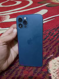 آيفون ١٢ برو • دبل شريحة • بطارية ٧٦