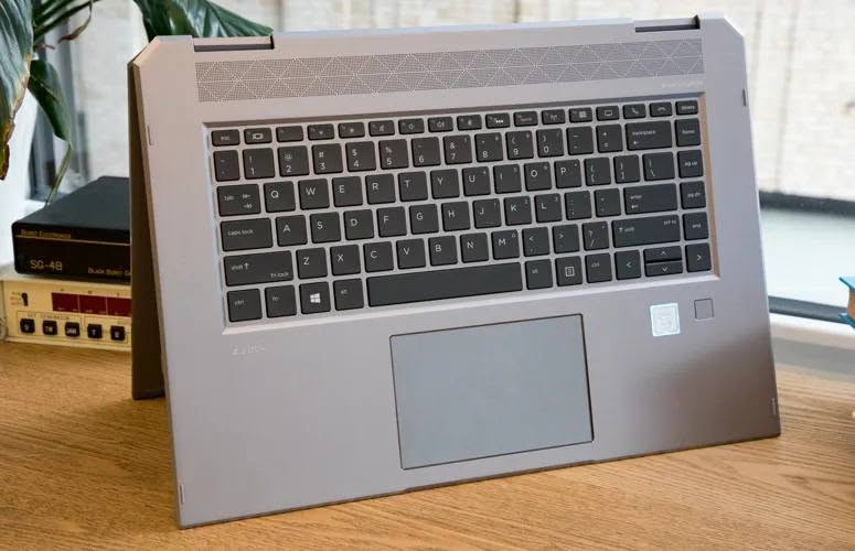 🔥 شاشة 4K لمس قلاب (x360) | كارت شاشة عملاق P1000 4GB 🔥
💻 HP ZBook Studio x360 G5 Workstation

⚜️ المواصفات:

🎮 كرت الشاشة: NVIDIA Quadro P1000 4GB

⚡ المعالج: Intel Core i7 الجيل الثامن (H Series)

🧠 الرام: 16GB DDR4

💾 التخزين: 512GB SSD

🖥️ الشاشة: 15 بوصة 4K UHD لمس قلاب (x360)

⌨️ الكيبورد: مضيء (Backlit)

🎁 الهدايا المجانية:

• حقيبة لابتوب

• شاحن أصلي

• ماوس

• ماوس باد

• تغليف احترافي داخل كرتونة

🛡️ الضمان والخدمات:

✔️ فحص الجهاز والتأكد من المواصفات والنظافة قبل الاستلام.

✔️ ضمان أسبوع كامل بعد الاستلام.

✔️ تنصيب ويندوز مع جميع التعاريف والبرامج الأساسية وOffice مجانًا.

🚚 التوصيل: إلى جميع محافظات العراق.

📍 العنوان: بغداد – الأمين الثانية

📞 للحجز والاستفسار: ***********

💰 السعر: 650,000 دينار عراقي

📸 ما متأكد من حالة اللابتوب؟

لا تشيل هم، إنت حدد الجزء اللي تريد تشوفه، وإحنا نصوره إلك بدقة قبل الشراء.

✅ الشاشة

✅ الكيبورد

✅ المنافذ (USB / HDMI وغيرها)

✅ الهيكل والزوايا

✅ البطارية

✅ أي جزء آخر تطلبه

إنت حدد... وإحنا نصورلك. لضمان راحتك وشفافية كاملة قبل الشراء. 🤝

