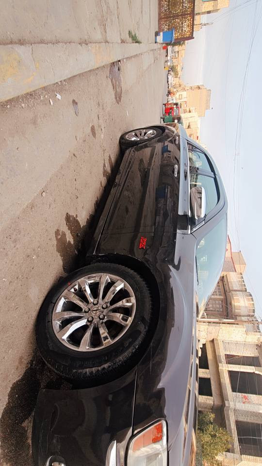 اوباما 300C موديل 2013 محرك 5700 RT  تو ويل وارد كندي فقط جاملغ الاناني الايسر مصبوغ بدون حادث محرك وكير وصدر  باتري تايرات جديد تبريد قطعتين اماني خلفي ثلاجة بردة خلفية كهرباء ومري قلاب كشنات تدفئه رقم بغداد بأسمي السعر ١٦٥ وبيها مجال بسيط 
*********** بغداد, العراق
