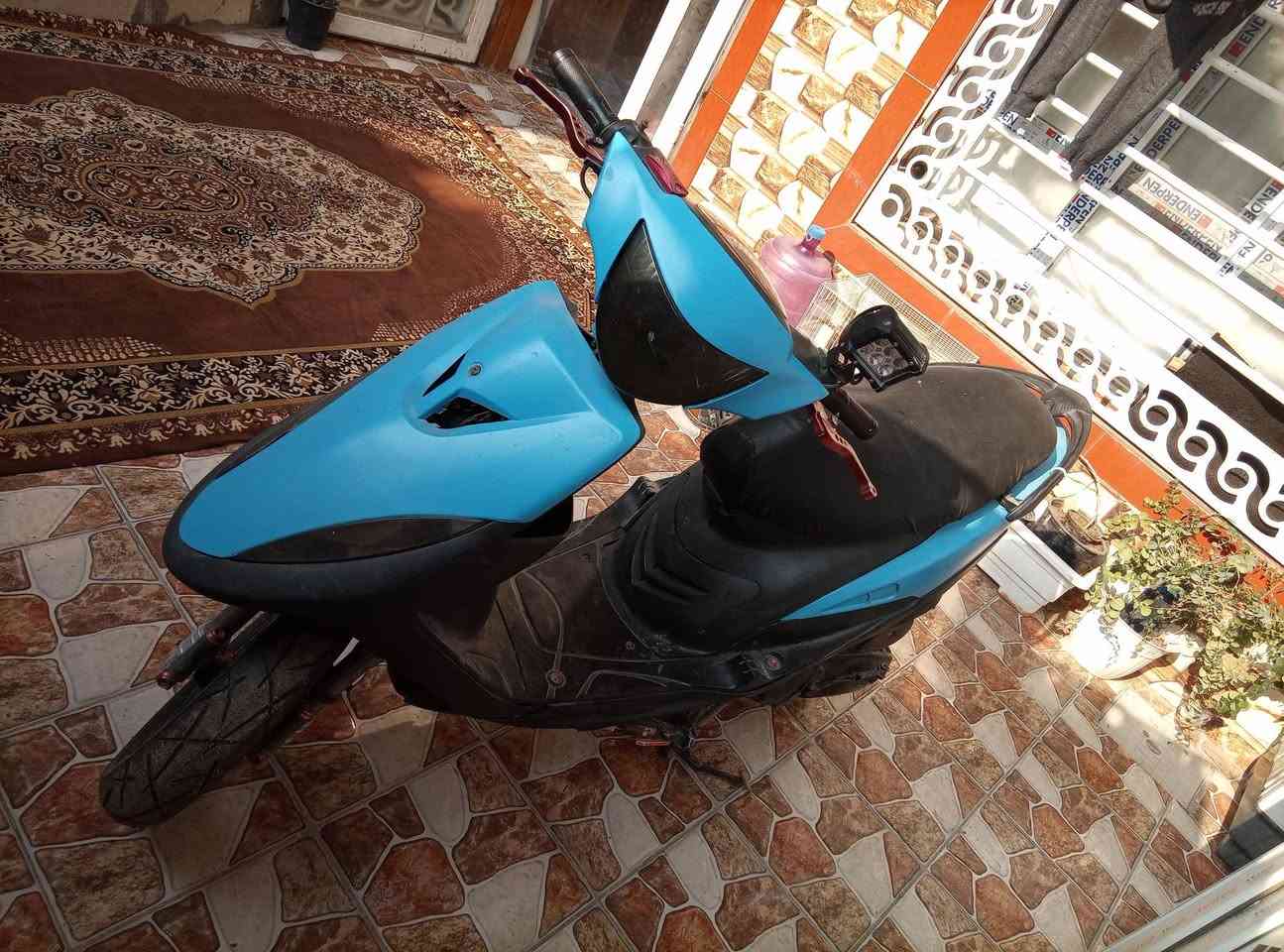 دراجه ماكس نظيفه جدا للبيع جاهز ة بكل مواصفاتها العنوان بابل مركز الحله سعر البيع 500 وبيه مجال للإتصال على الرقم التالي ***********
