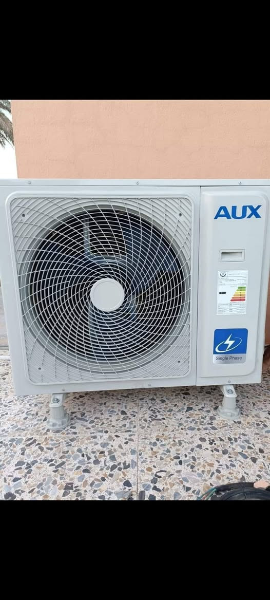 بسم الله الرحمن الرحيم
السلام عليكم 
تنضيف وادامة سبالت       (غسل جداري)  
تنضيف سبلت عمودي     (غسل عمودي) 
تنصيب سبلت                   (شد) 
شحن غاز                      حسب الكميه بالكيلو
صيانه                        (موقعيه وحسب نوع العطل)
تشخيص عطل             مجانا
نقل سبلت                   (فتح+غسل+شد)
ربط ستاند                   
تبديل كابستر (كنديسر).  
مع الضمان موسم كامل *********** اخوكم الفني حسنين علي
