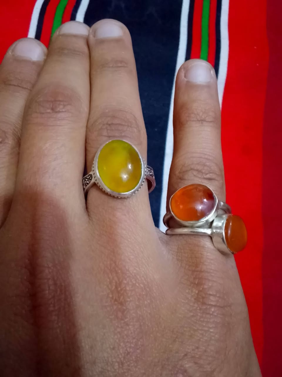 السلام عليكم احبائي محابس ثنين يمانيات صياغه املائيه خنصر السعر نهائي 50 العلوان بغداد الشعب رقم الهاتف ‏‪***********‬‏
