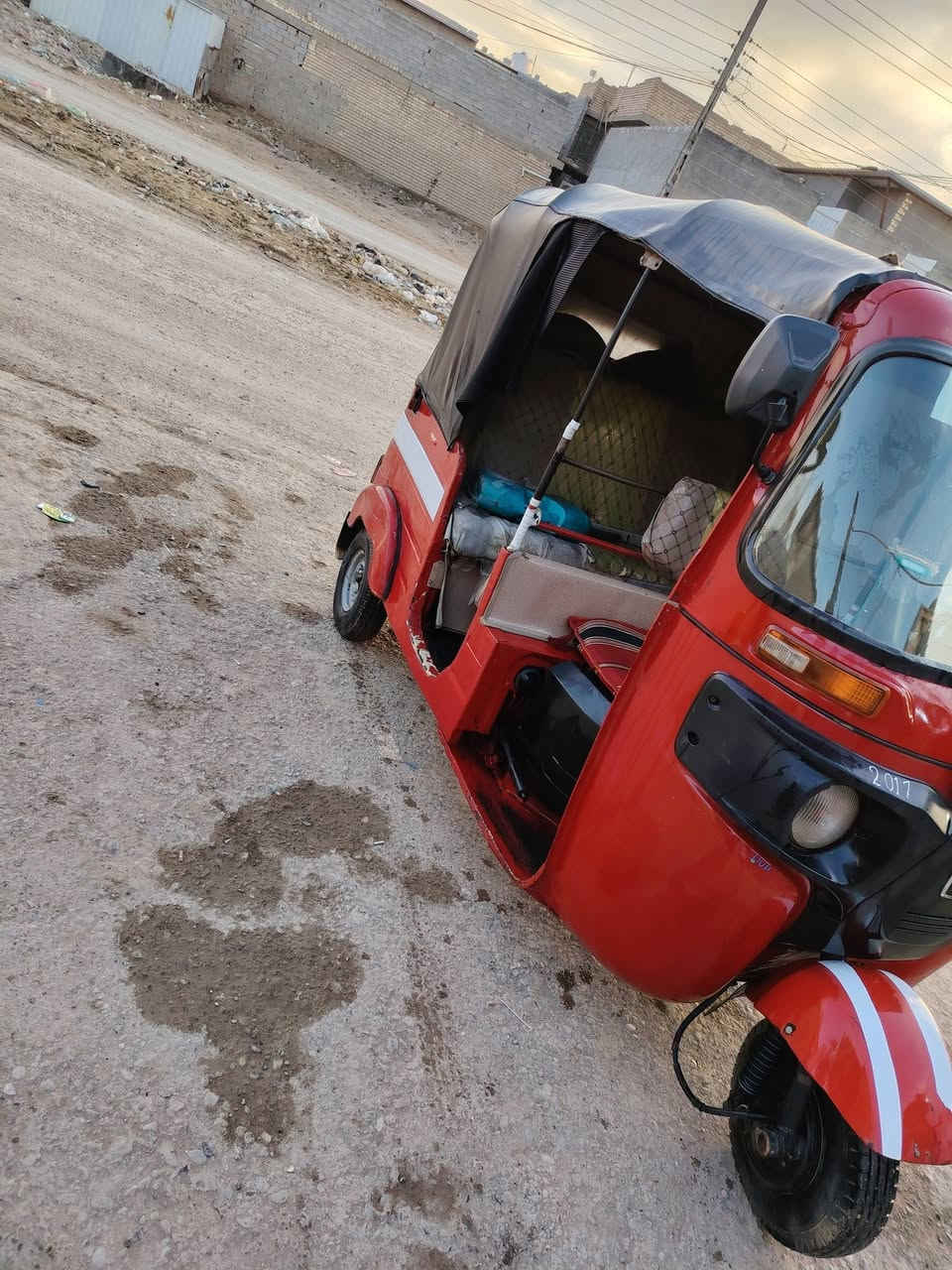 سلام عليكم تكتك البيع مويل 17 مكينه عشرين العنوان بغداد نهروان  رقم وسنويه نكليزي   ***********
