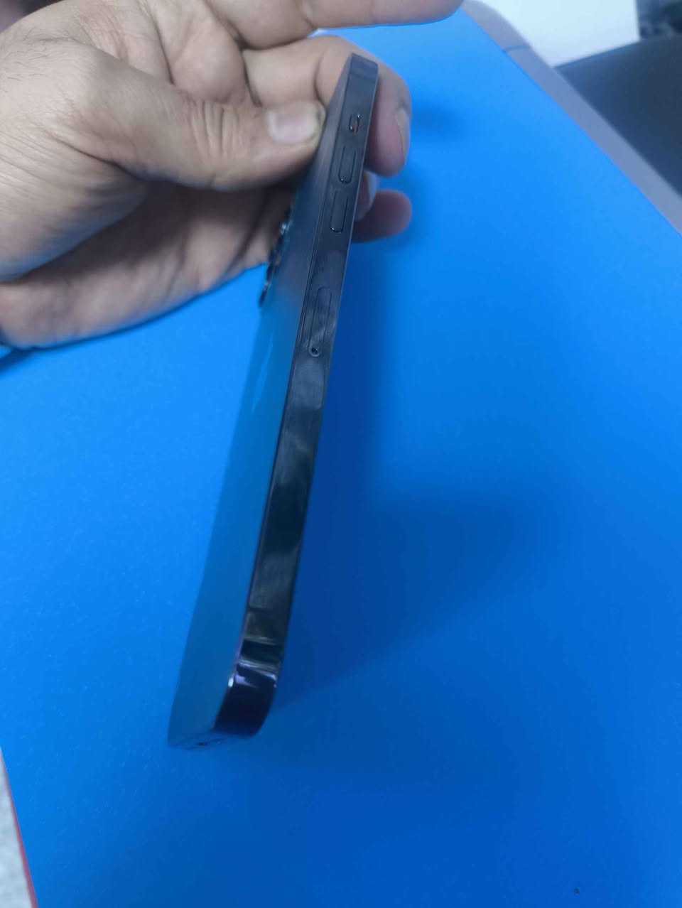 ايفون12 برو ماكس ذاكرة256 بطارية 91 جهاز مكفول من كلشي فقط ضهر مكسور سعر 4500وبي مجال توصيل اكو الجهاز وين ما تحب تفحص اني حاظر بغداد, العراق


**إذا كنت صاحب هذا الإعلان وتريد حذفه لأي سبب، رجاءا أرسل رسالة إلى الدعم الفني**