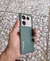 نوت 40 برو 5G • ٢٥٦ • نضيف