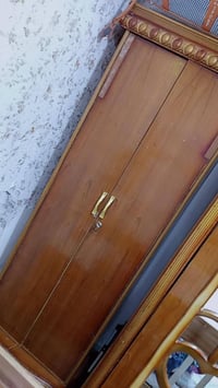 غرف نوم للبيع  اخشاب عراقيه السعر500الف  للاستفسار على هذا الرقم﴿07711...