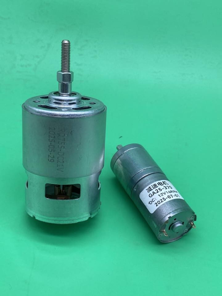 طلعنه هاي الماطورات اليفيدنه اخلينه سعر وبلعافيه


**إذا كنت صاحب هذا الإعلان وتريد حذفه لأي سبب، رجاءا أرسل رسالة إلى الدعم الفني**