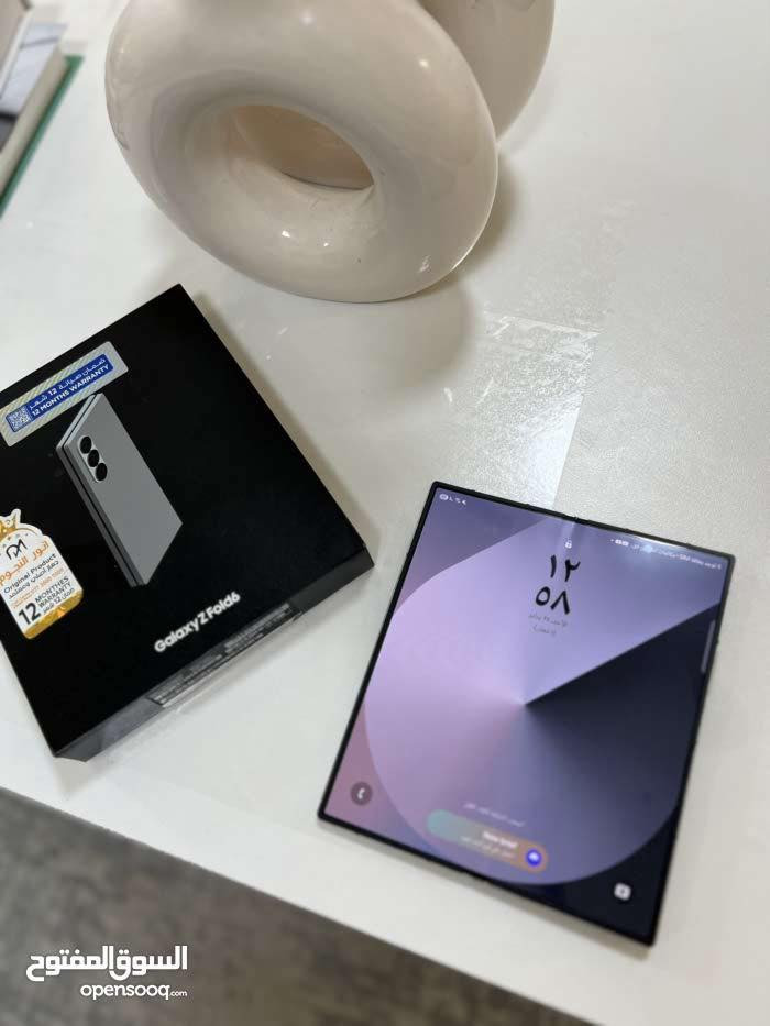 جهاز فولد 6 لون تيتانيوم  ذاكرة 512 كيكا
مستخدم جدا قليل نظافة %100
كامل ملحقاته الاصلية
السعر 950 الف وبيه مجال بسيط رقمي ***********
