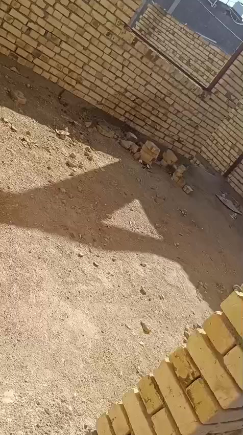 🏗️ فرصة استثمارية مميزة للبيع في ناحية العكيكة
هيكل جاهز للبيع في ناحية العكيكة بموقع ممتاز على شارع عام تجاري بعرض 15 متر، يوفر لك فرصة مثالية للسكن أو الاستثمار.
📐 مساحة العقار: 250 متر مربع
🔹 موقع حيوي وتجاري
🔹 كافة الخدمات متوفرة (تبليط – ماء – كهرباء – مجاري)
🔹 جاهز للصب المباشر
🔹 سياج كامل مع صحيات خارجية وداخلية
🔹 إمكانية الحصول على سلفة إسكان بنسبة 70% للقسط الأول
عقار يوفر عليك مراحل كبيرة من البناء ويمنحك بداية قوية لإكمال مشروعك بثقة وسرعة.
📞 للاستفسار والحجز:
أزهر أبو علي
***********
لا تضيع الفرصة… موقع مميز وسعر مناسب بانتظار الجادين ✨ مراوس قطعة او بيت  هم يصير 😉😌
