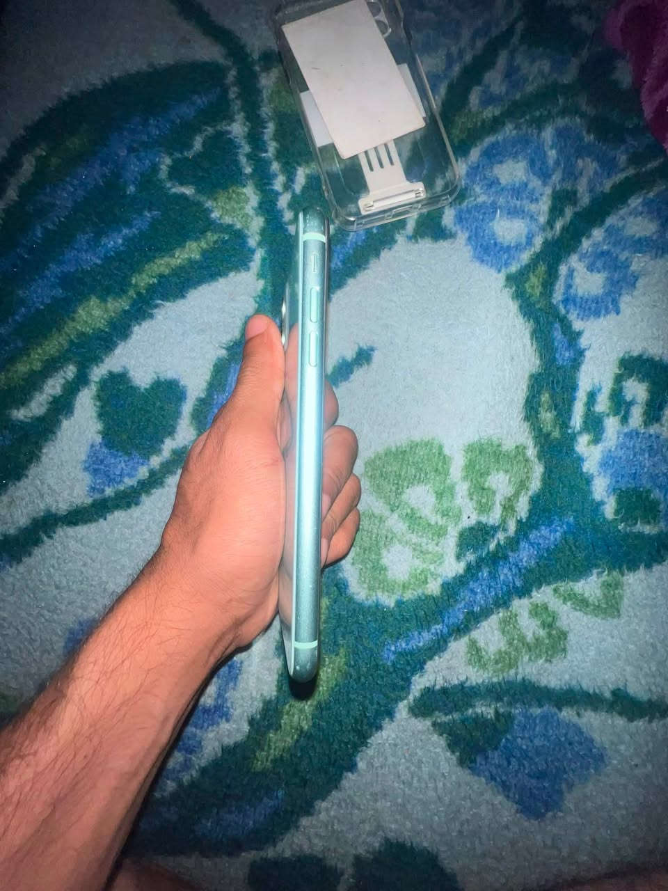 السلام عليكم ١١ عادي ١٢٨ بطاريه شاشه بيهه هذا سواد كدام عينكم مصوره جهاز كلشي ماميدل بي جهاز مجرد مبدل اله حايكه مال سبيكر جهاز كله شغال فيس ايدي صوته لمسه كامراته كله شغال نت فول مكاني بغداد سعره ٢٠٠ وبي مجال الشراي هسه ديعرضون مبدلات شاشه وفيي ايدي واكف وبطاريه وضهر ٢٥٠ واكثر اني جهازي سعره ٢٠٠وبي مجال بسيط رقمي واتساب فقط***********
