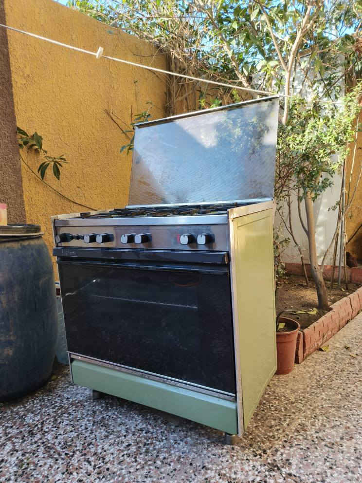 طباخ, 5 عيون أبو الفرن كبير نوع عشتار الأصلي كله شغال نضيف جدا سعره 225 وبي مجال للشراي المكان كربلاء الاستفسار *********** كربلاء, العراق
