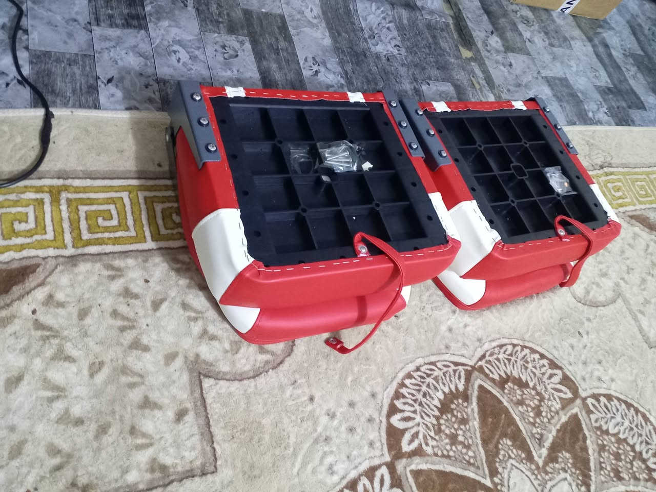 سلام عليكم كشنات هيج شكلهن
قلابات مال باله ثنيهن 75مكاني محموديه
***********
