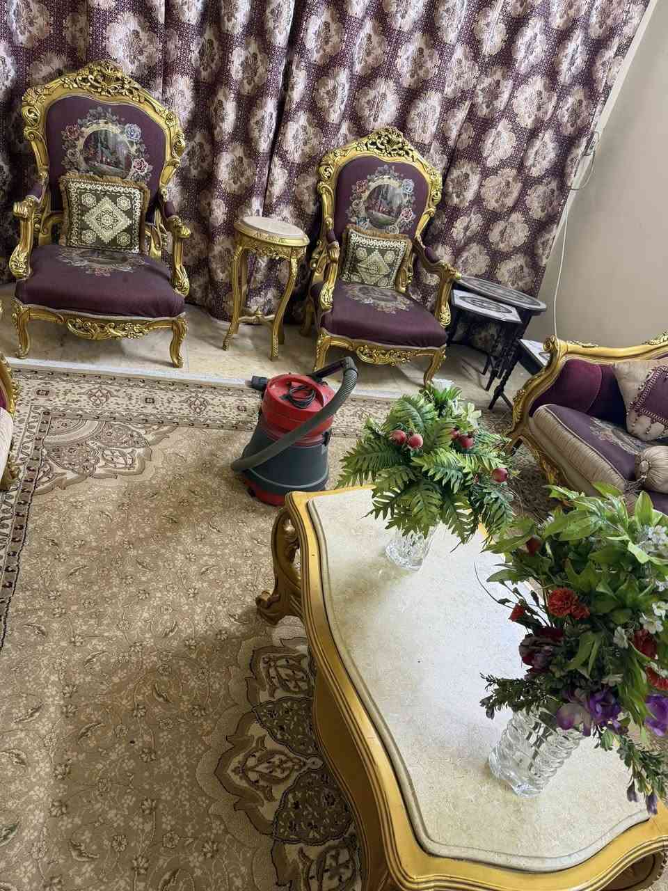 تخم 10 مقاعد للبيع ويا طبلات وثلاجه واربع كراسي وزولية للبيع مكان كراده


**إذا كنت صاحب هذا الإعلان وتريد حذفه لأي سبب، رجاءا أرسل رسالة إلى الدعم الفني**