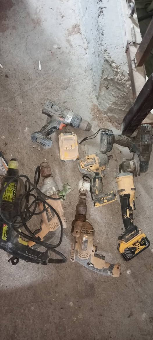 متوفر كافه انواع العدد اليدويه أسباين ولقم متوفر اعداد كبيره منهم اليفيدنه يدخل خاص مكاني بغداد


**إذا كنت صاحب هذا الإعلان وتريد حذفه لأي سبب، رجاءا أرسل رسالة إلى الدعم الفني**