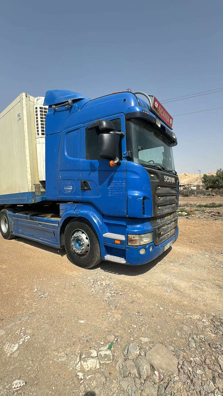 السلام عليكم سكانيه براد لبيع موديل 2006رقم سليمانيه تحويل ثاني يوم سنويه جديده براد جهاز 200 سمك 7 ارتفاع ستندر مجموعه عل جوه سياره تخم تاير ***********
