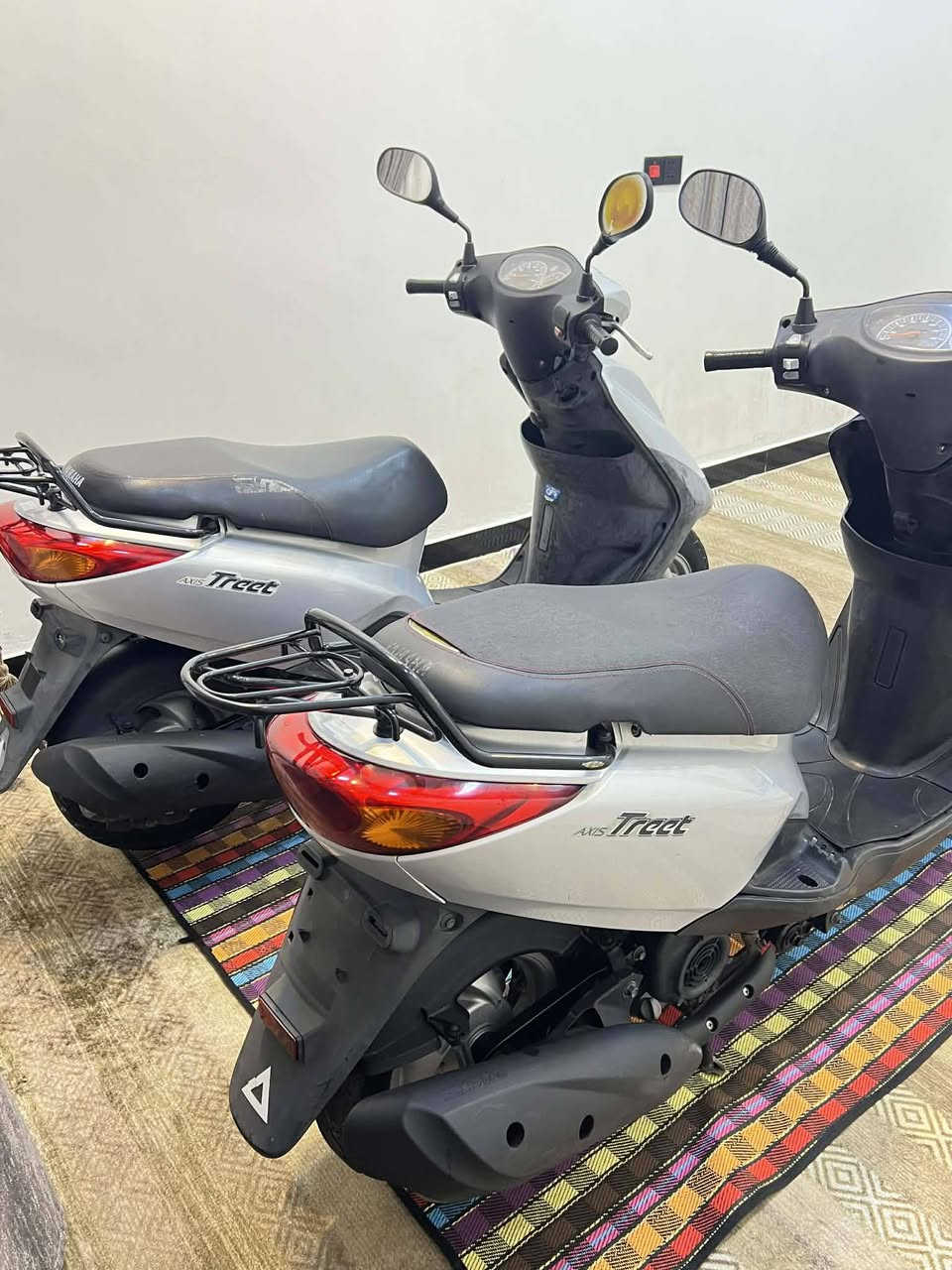 سلام عليكم اكززات وكاله يعني جدد بمعنى الكلمه مكاين بلجيس كفرات اصليه وحده بيهن ستان  حساس سعر الوحده مليون وربع مكاني بغداد شراي يخابر ***********
