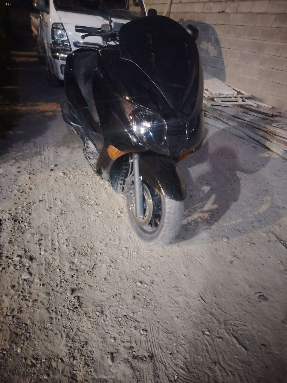 فورزه صفر عشره للبيع كوم حديد طافيه واكف بيه بس فيت بم  و محرك مجهت مكان صلاح الدين بلد الاستفسار***********
