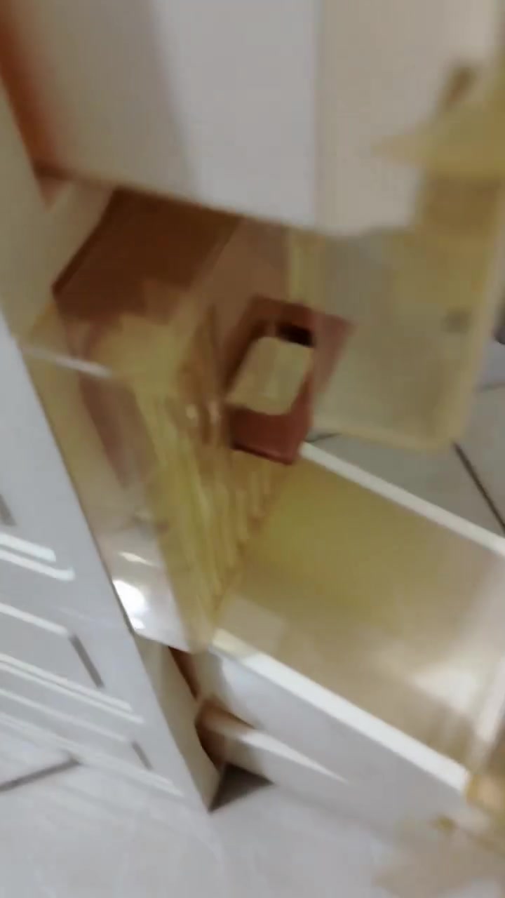 لوكر بي ضرر القياس 63 طول  ×14 سم عرض الضرر موضح بالفديو 👇 
السعر ٧  💰
متوفر توصيل 🚛
العنوان حي البتول 📍


**إذا كنت صاحب هذا الإعلان وتريد حذفه لأي سبب، رجاءا أرسل رسالة إلى الدعم الفني**