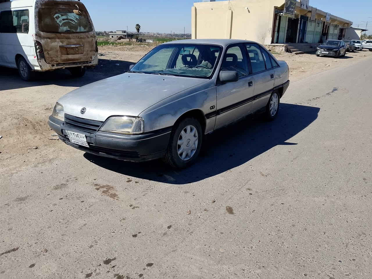 السلام عليكم للبيع اوبل اوميكا موديل 90محرك وكير صدر شرط تايرات نص الكشر بلادي وشوف العين السعر 35 وبيها مجال الاتصال على الرقم ***********
مكانك صلاح الدين تكريت العلم
