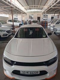 جارجر موديل 2016 بيه ثلاث قطع سونار مرفق بلمنشور   حداديه تخم تاير كير...