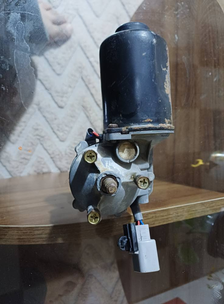 ماطور ماسحات كامري ٢٠٠٥ اصلي  مؤسسة بحالة ممتازة شرط الشغل 
*********** كربلاء, العراق
