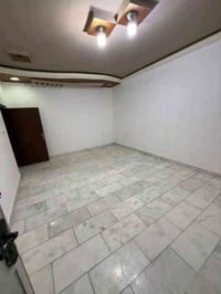 الضباط خلف الشارع التجاري • ١٥٠م • ٤ غرف