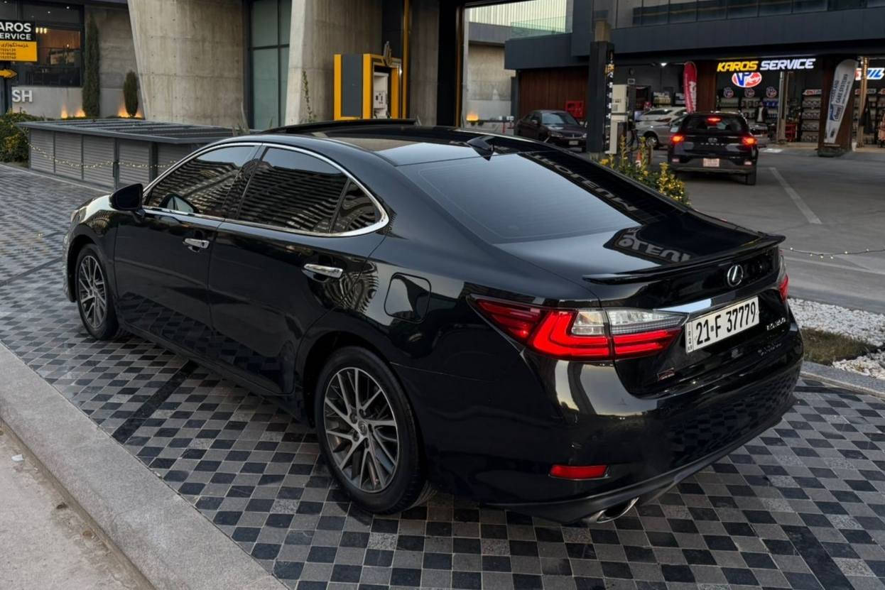 لێگزز 2017 مواسەفات ES 350
سلایت بەصمە 
پەردە کوشن ساردو گەرم 
رادار پێشو دواو تەنیشت 
خەتی جادە ECO . Sport .Nromal 
سەنەوی رەقەمی تازەیە تا ٢٠٣٠ 
سەوتی دیجیتالی نیە 
تەنها ٩٥  هەزار کم حقیقی رۆیشتوە 
بی بۆیاخ بێ سارد بێ کرانەوە بێ لێ دران 
دەعامیش بەشەرت بۆیاخ نیە 
هیچی نیە سەیارەکە نمونەیە لە جوانی و تازەی 
کوشن و داخلی لۆکە لەسەر دەقی شەریکەیە 
شوین/ سلێمانی 

سـعـر : لە کۆمێنت داوابکە ڕاستەوخۆ بۆت دێت 📥 

گیرومەکینە نەکراوەتەوە بەشەرت بێ عەیب 
هیچ کێشەیەکی تێدا نییە 

ژمارەی خاوەنەکەی 
***********
