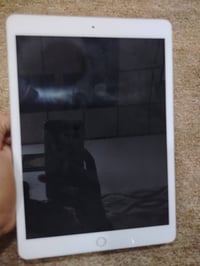 ايباد ٨ • ٣٢ • ما مفتوح