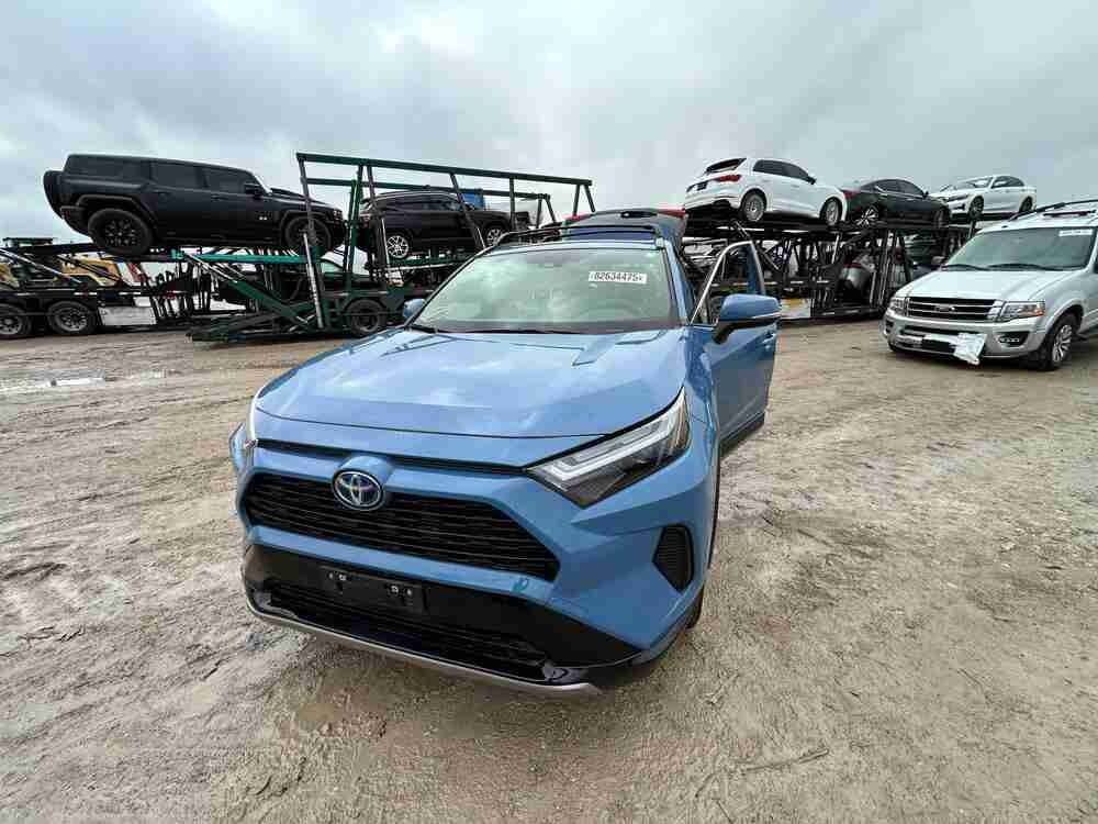 راف فور موديل 2024
سياره بدون ايبراك مواصافات SE
ماشيه 8 الاف لون مميز وبدون شواصي 
السياره حادثها موضح بل صوره وموجوده 
حاليا بل حره تدخل كتاب شهداء + حره 

لتواصل:  ***********
