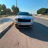 جيب لميتيد فول للاخير موديل ١٩ سياره جديده  بيها جاملغ فقط والبنيد مبد...