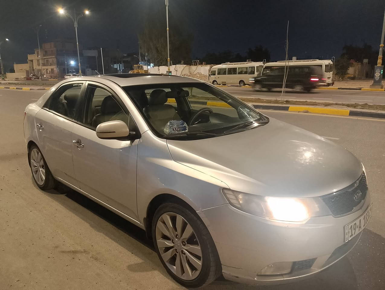 سيراتو 2012 خليجي رقم كربلاء
 بأسمي من الشركه الدوليه بسنته
 محرك 1600 فول مواصفات السعر 97 وبيه مجال بسيط
***********
كربلاء مكاني
