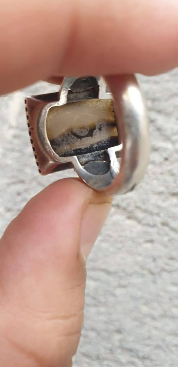 للبيع او مراوس حسب القناعة جزع يماني قديم واصلي احد الشروط خط قديم سيف الامام علي عليه السلام


**إذا كنت صاحب هذا الإعلان وتريد حذفه لأي سبب، رجاءا أرسل رسالة إلى الدعم الفني**