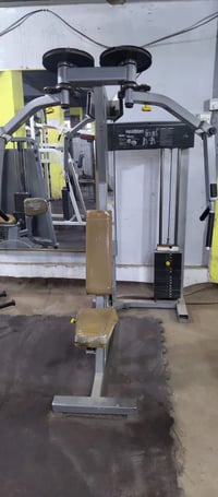 فراشة للبيع العنوان بغداد 07714878218