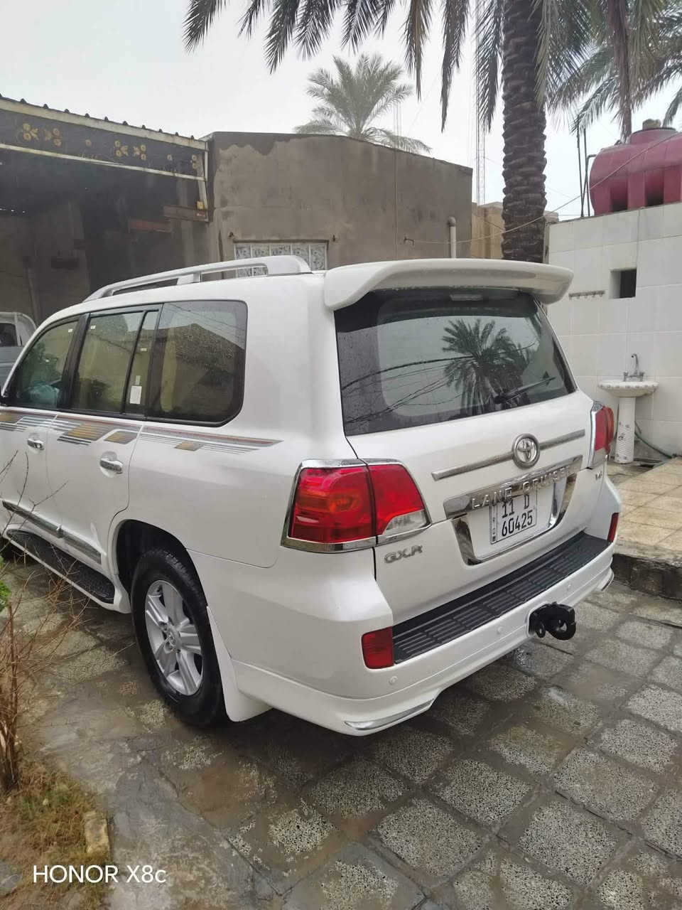 سلام عليكم الاندكروز 2013بريم اصل مكفول كفاله عام عده بارد بل خشم مال الجاملغ الأمامي مرفق بل سونار عده هذا كفاله v6 تشغل عن بعد السياره فول للخير السعر 365$وبيه مجال قليل مكان بابل مسيب رقم التلفون ***********
